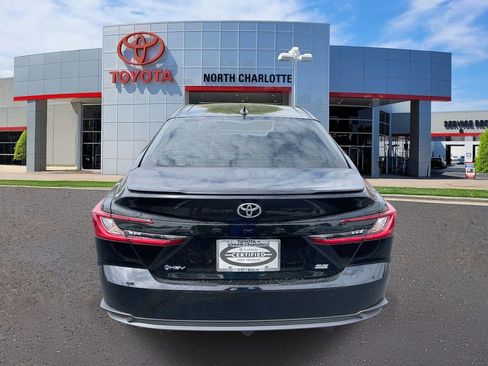 Used 2026 Toyota Camry SE w/ Convenience Package image 9