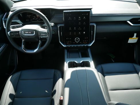 New 2026 GMC Acadia Elevation w/ Elevation Premium Package AWD/4WD image 6
