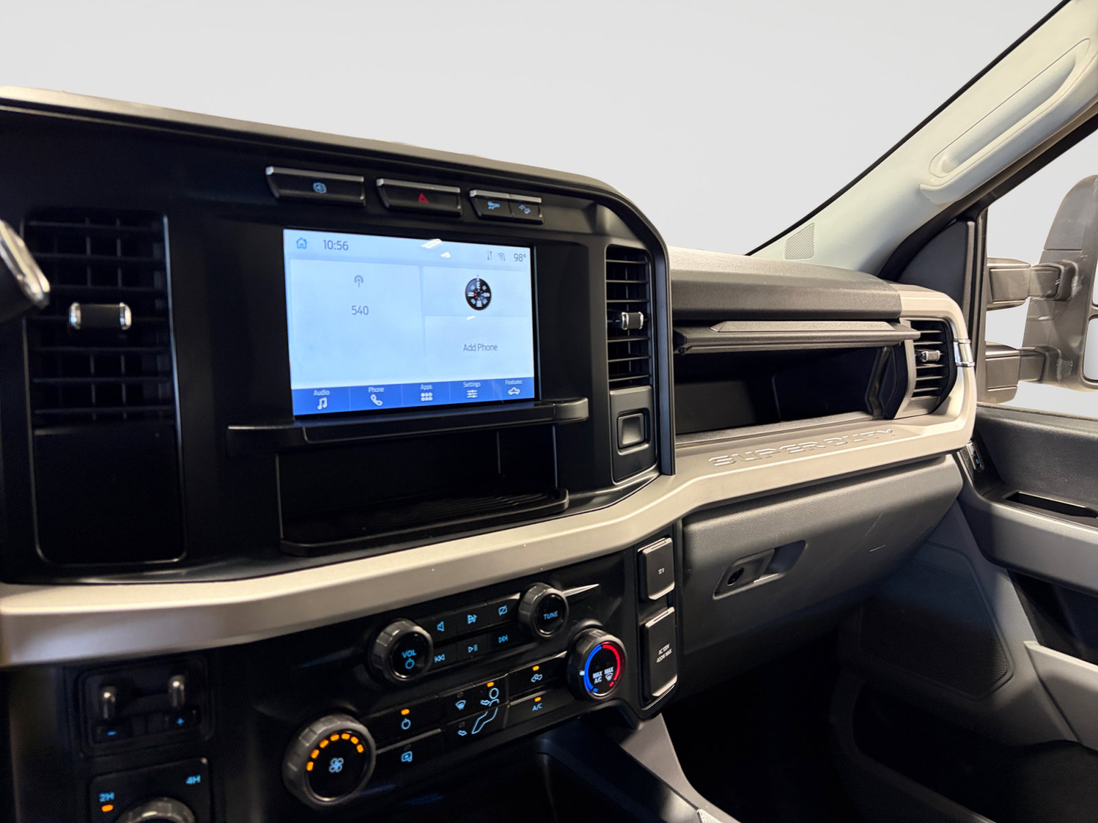 Used 2024 Ford F250 XLT w/ FX4 Off-Road Package AWD/4WD image 14
