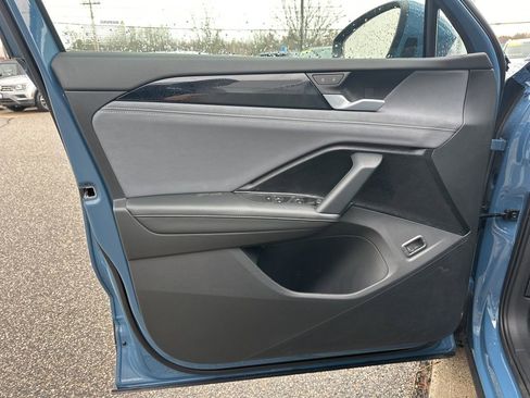 New 2026 Volkswagen Tiguan SE AWD/4WD image 10