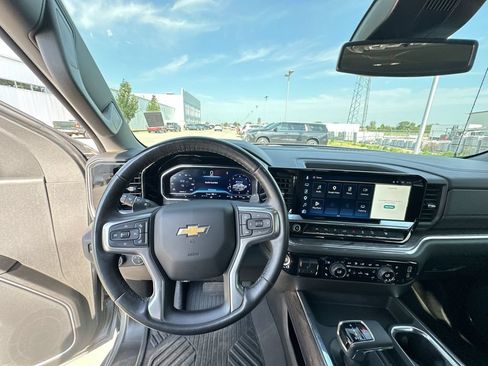 Certified 2024 Chevrolet Silverado 1500 LTZ AWD/4WD image 11