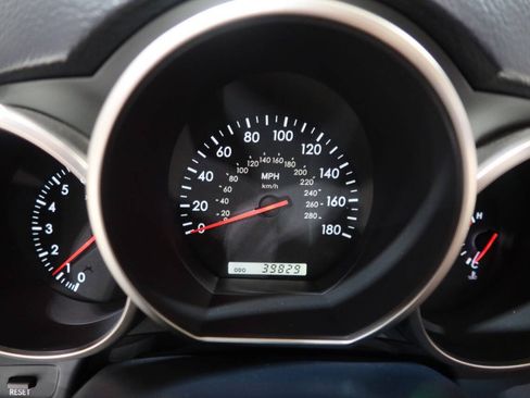 Used 2005 Lexus SC 430 Convertible RWD image 22