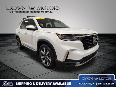 Used 2025 Honda Pilot Elite