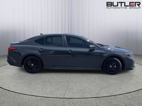 Used 2025 Toyota Camry SE w/ Multimedia Upgrade Package FWD image 6