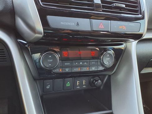 Used 2026 Mitsubishi Eclipse Cross SEL AWD/4WD image 17