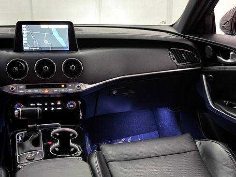 Used 2020 Kia Stinger GT-Line w/ Sun & Sound Package image 28