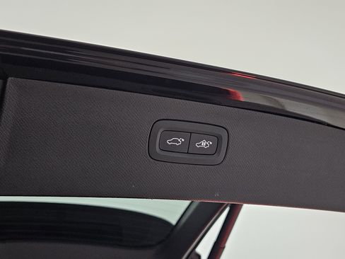 Used 2022 Volvo XC90 T6 Inscription w/ Lounge Package image 30