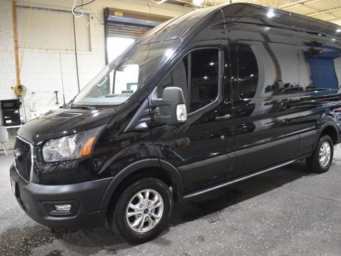 Used 2023 Ford Transit 250 148 High Roof RWD image 1