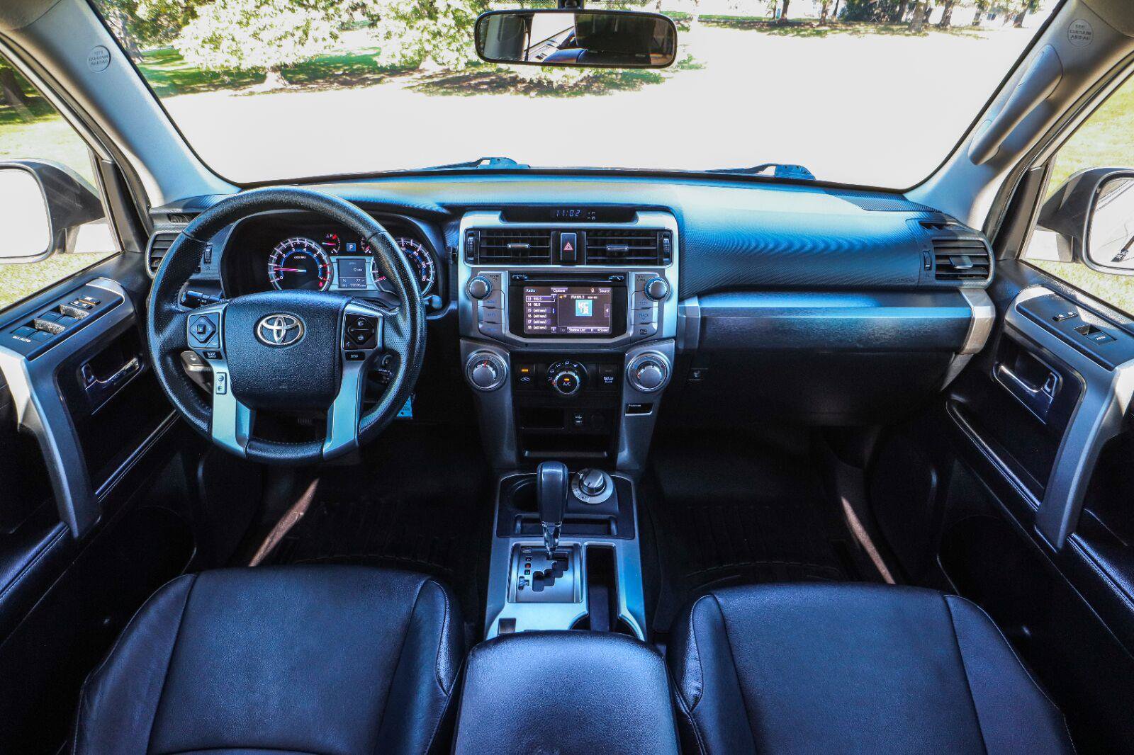 Used 2015 Toyota 4Runner SR5 AWD/4WD image 2
