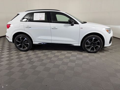 Used 2025 Audi Q3 2.0T Premium Plus w/ Premium Plus Package AWD/4WD image 8