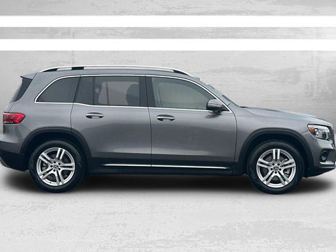 Certified 2022 Mercedes-Benz GLB 250 4MATIC image 3