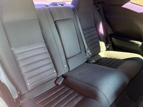Used 2010 Dodge Challenger SE RWD image 20