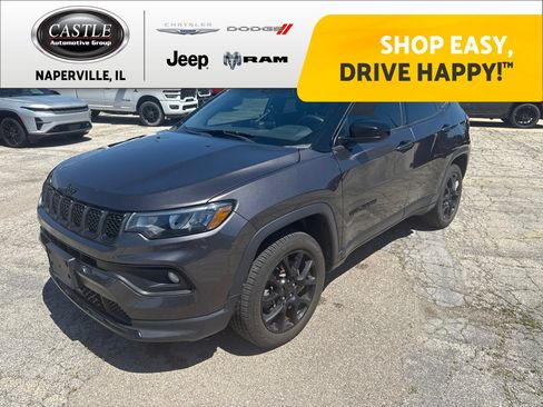 Used 2023 Jeep Compass Latitude w/ Sun and Sound Group AWD/4WD image 1