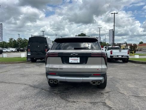 New 2026 Chevrolet Traverse Z71 w/ Driver Confidence Package AWD/4WD image 4