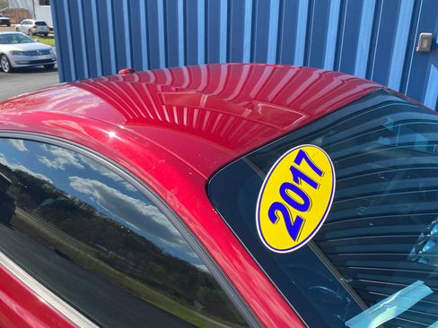 Used 2017 Ford Mustang Premium image 5