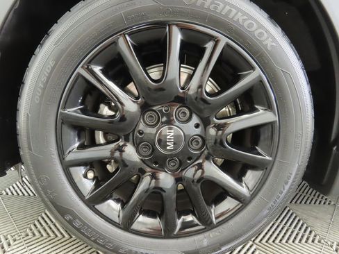 Certified 2024 MINI Cooper Convertible w/ Signature Upholstery Package image 27