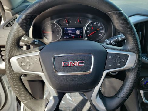 Used 2023 GMC Terrain SLE w/ Driver Convenience Package FWD image 18