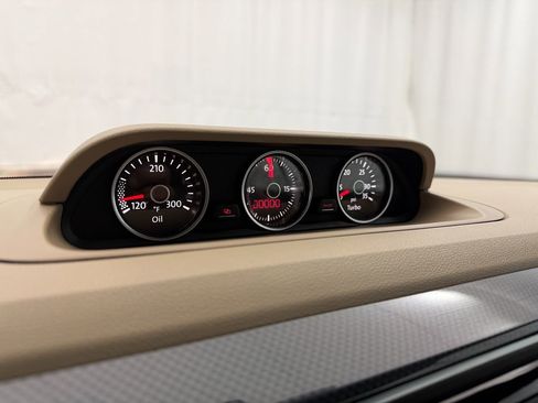 Used 2013 Volkswagen Beetle 2.0T image 22