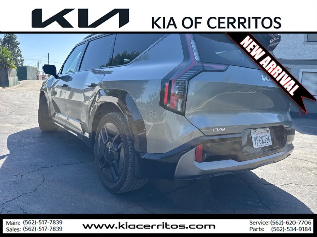 Certified 2024 Kia EV9 GT-Line AWD/4WD image 3