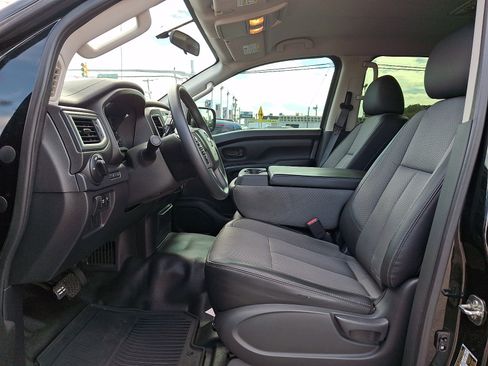 Used 2018 Nissan Titan S w/ S Utility Package AWD/4WD image 13