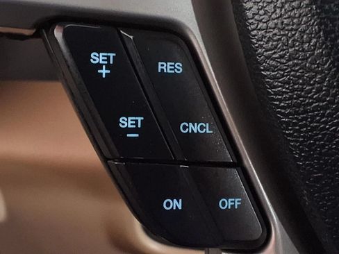 Used 2015 Ford F150 Lariat w/ Equipment Group 502A Luxury AWD/4WD image 28