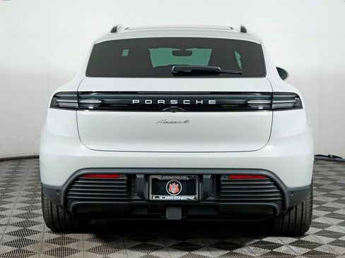 New 2026 Porsche Macan 4 Electric image 6