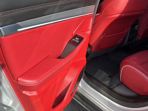 Used 2024 Jeep Wagoneer Launch Edition image 23