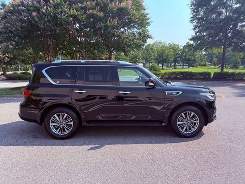 Used 2021 INFINITI QX80 Luxe w/ Cargo Package AWD/4WD image 17