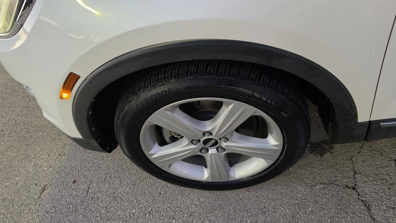 Used 2016 Lincoln MKC Premiere FWD image 33