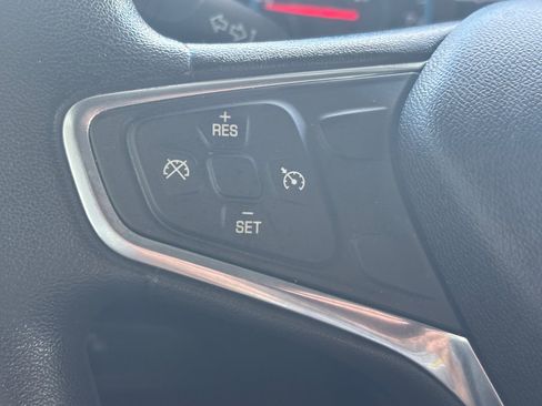Used 2018 Chevrolet Equinox LS AWD/4WD image 11