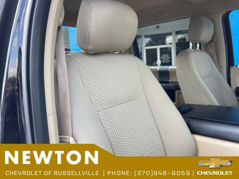 Used 2018 Ford F150 XLT w/ Equipment Group 302A Luxury AWD/4WD image 19