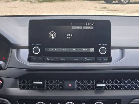 Used 2025 Honda Accord SE image 18