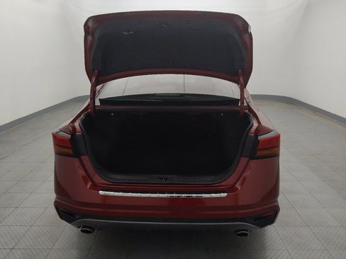 Used 2021 Nissan Altima 2.5 SR w/ SR Premium Package image 29