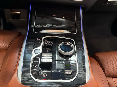 Used 2024 BMW X7 M60i w/ Executive Package image 16