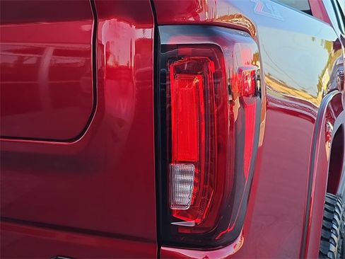 Certified 2025 GMC Sierra 1500 AT4 w/ AT4 Premium Package image 10