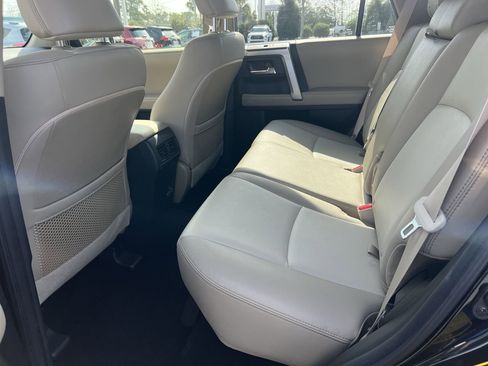 Used 2023 Toyota 4Runner SR5 Premium w/ Moonroof Package image 32