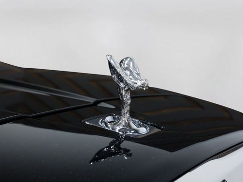 Used 2020 Rolls-Royce Cullinan AWD/4WD image 9