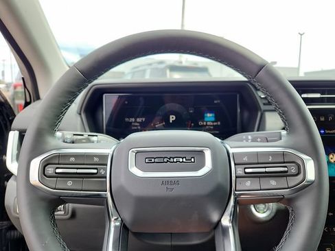 New 2026 GMC Terrain Denali w/ LPO, Black Badging Package AWD/4WD image 15