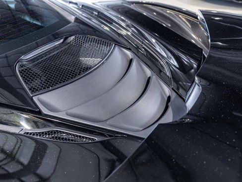 Used 2018 McLaren 720S Performance RWD image 26
