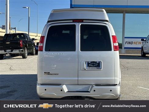 New 2025 Chevrolet Express 2500 Extended w/ Driver Convenience Package image 5
