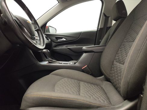 Used 2020 Chevrolet Equinox LT FWD image 17