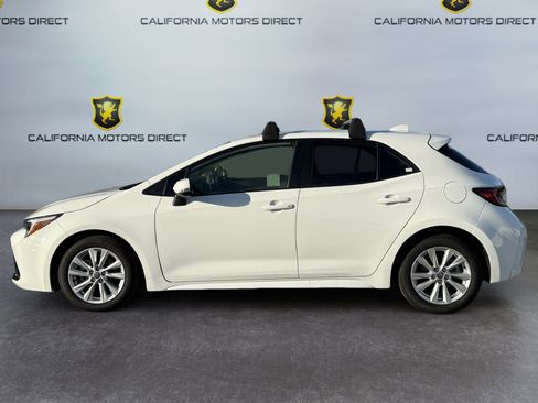 Used 2023 Toyota Corolla SE image 2