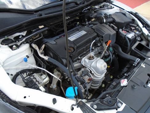 Used 2013 Honda Accord EX image 18