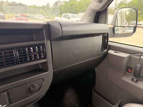 New 2025 Chevrolet Express 2500 w/ Driver Convenience Package RWD image 18
