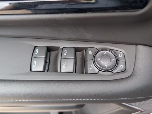 New 2026 Chevrolet Suburban LT w/ Comfort Package RWD image 15
