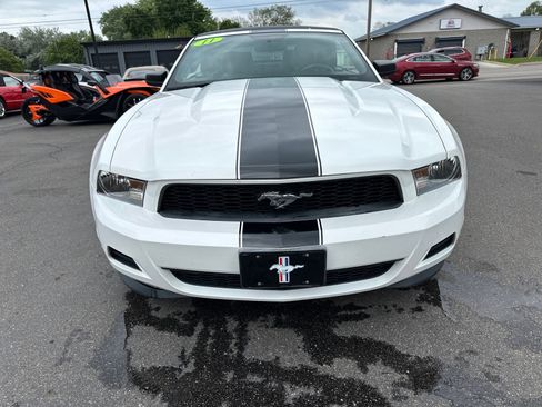 Used 2011 Ford Mustang Premium w/ 201A Rapid Spec Order Code RWD image 3