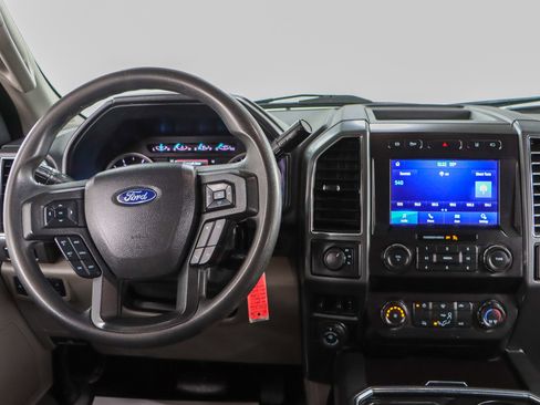 Used 2022 Ford F350 XLT image 19