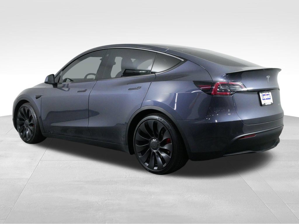 Used 2022 Tesla Model Y Performance AWD/4WD image 8