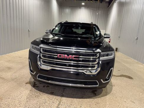 Used 2020 GMC Acadia SLT w/ Driver Alert Package II image 10