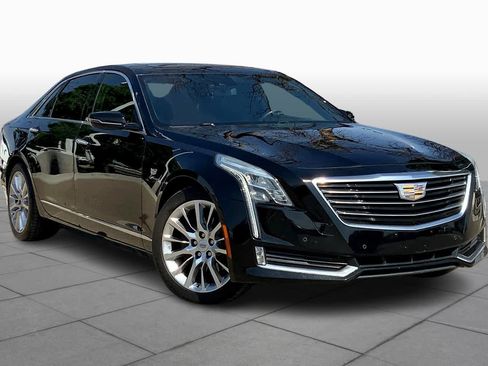 Used 2017 Cadillac CT6 Luxury image 2